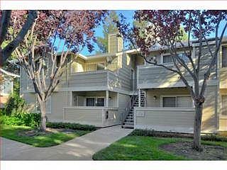 1st image of 2676 Somerset Park Cir