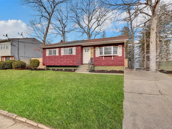 221 State Avenue, Wyandanch, NY 11798