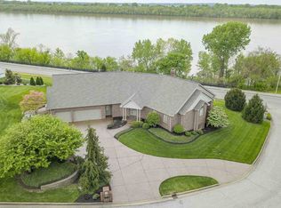 1 Riverbend Ct, Newburgh, IN 47630