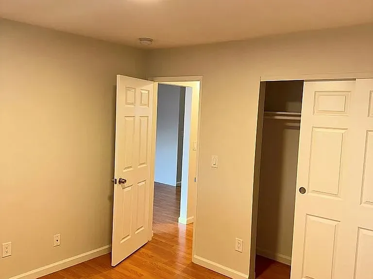 900 Alvarez Ave — Photo 15