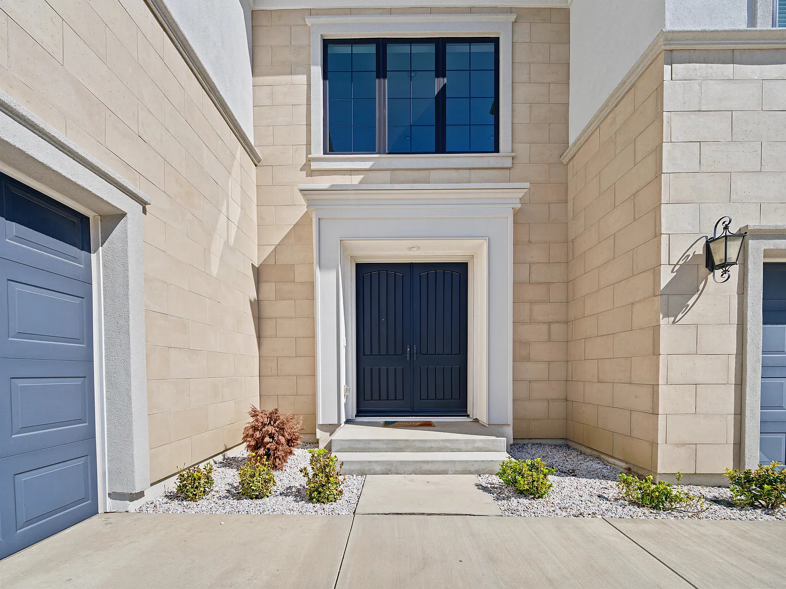 5 bed, 5.5 bath, 5567 sqft, $11,500 — Photo 3