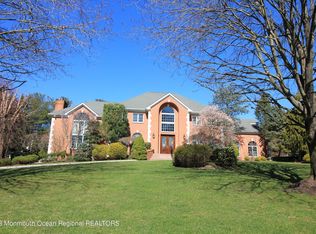 5 Tanglewood Ct, Colts Neck, NJ 07722