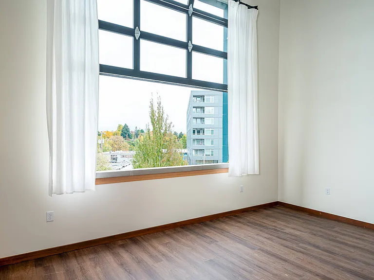 Sandy Rose Lofts — Photo 17