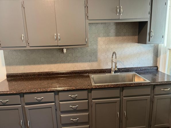 1421 5th St NE APT 3
