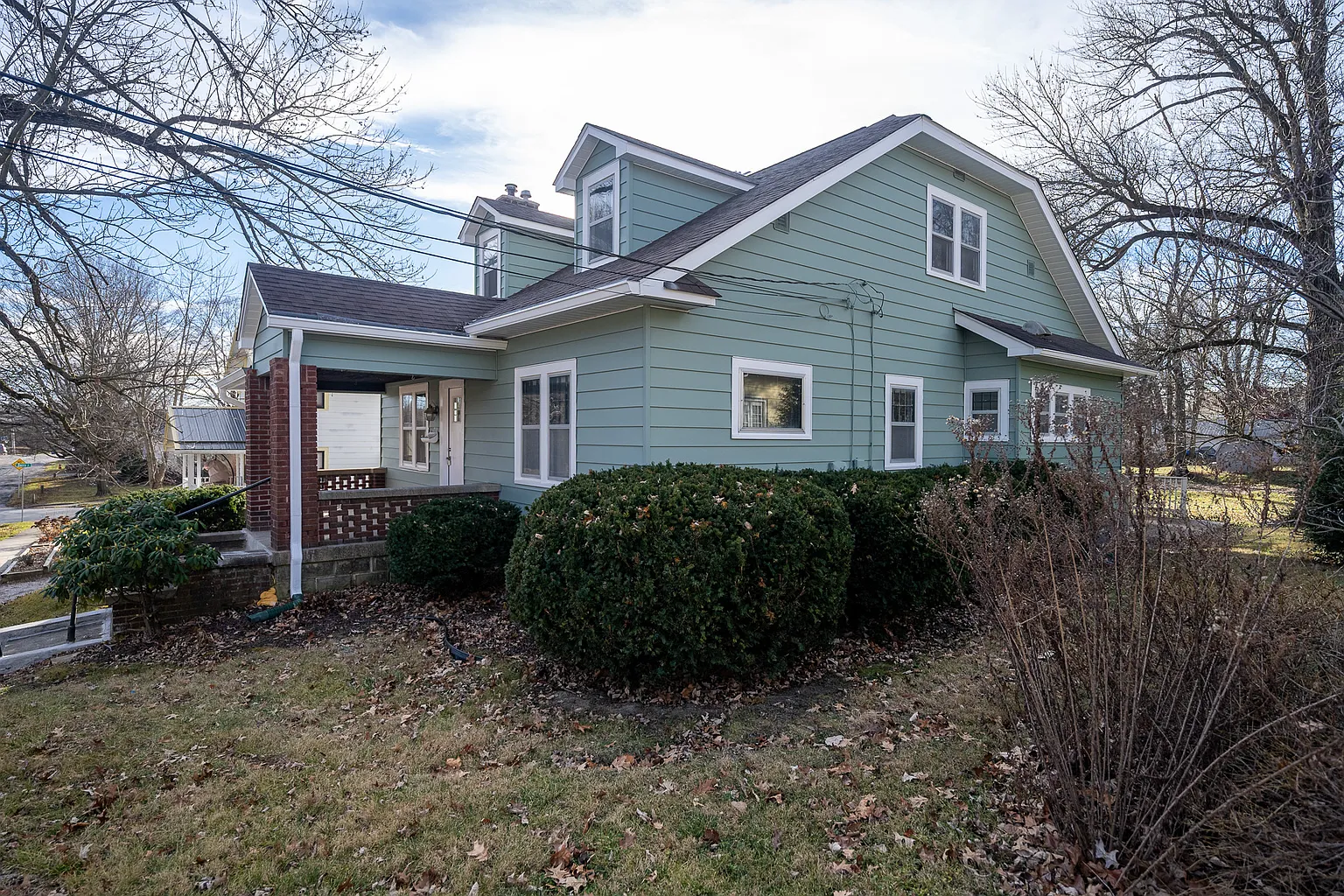 1024 S College Ave photo 1