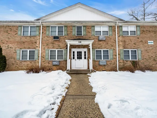 26 Windsor Ter APT E, Freehold, NJ 07728