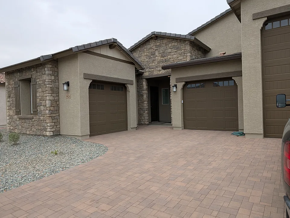 9626 W Mitchell Dr