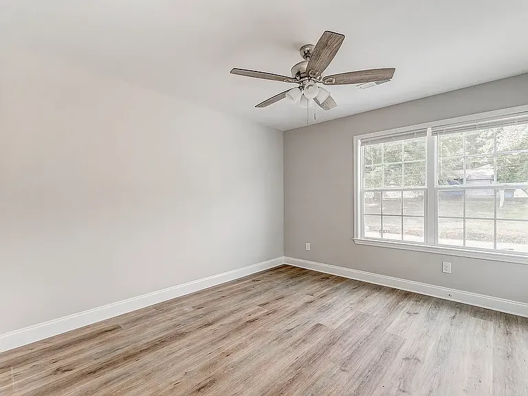 124 Callahan Cavender Rd SE #B — Photo 17
