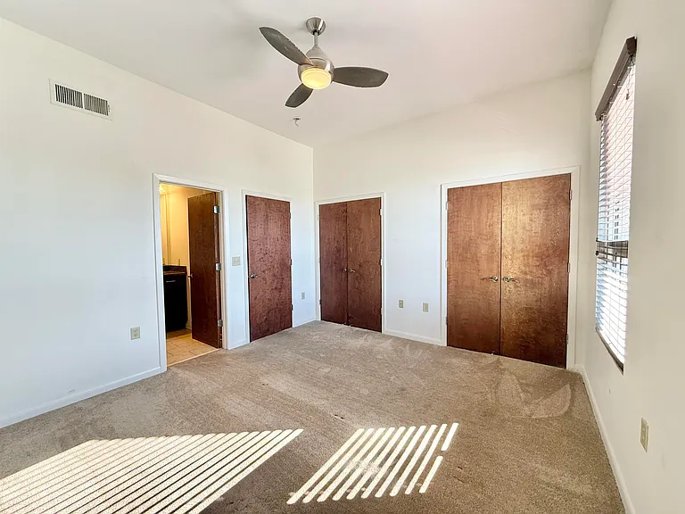 449 Monroe Ave #102 — Photo 11