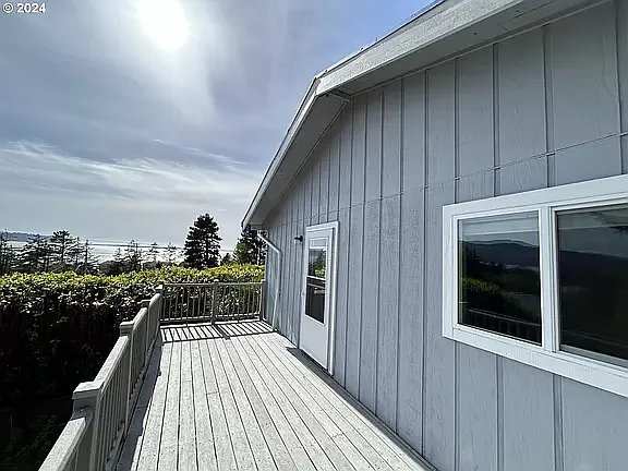 6165 Tillamook Ave — Photo 4