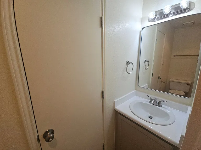 7614 April Ct — Photo 16