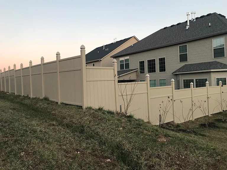 1724 Glen Shady Blvd — Photo 4