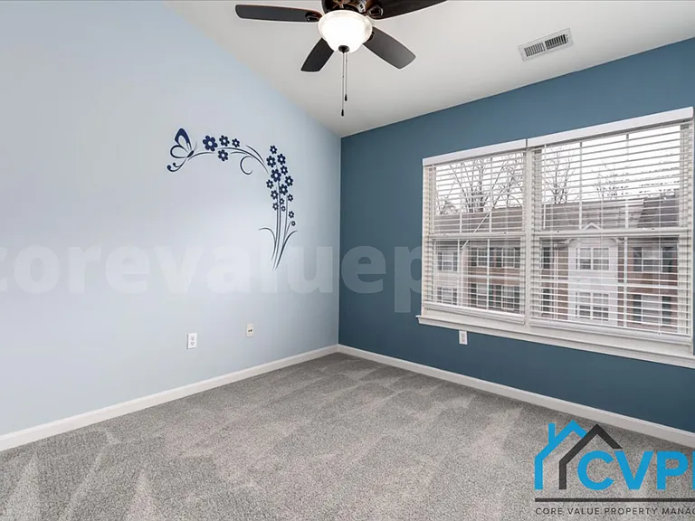 621 Trout Run Ct — Photo 24