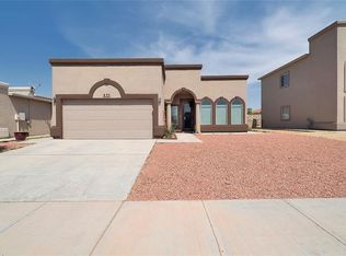 833 Desert Silver Dr, Horizon City, TX 79928