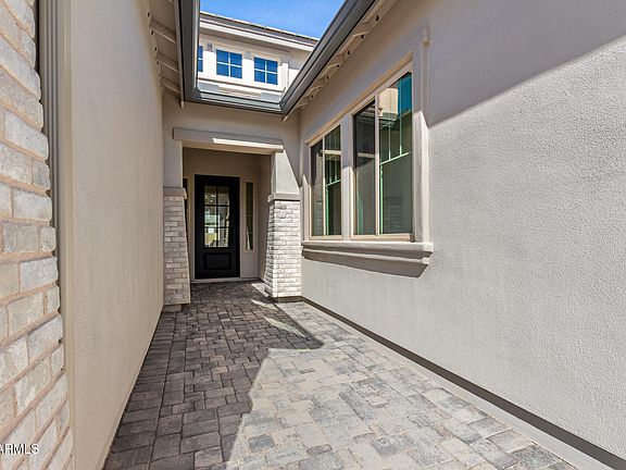 5th image of 2514 E PRESTON Street