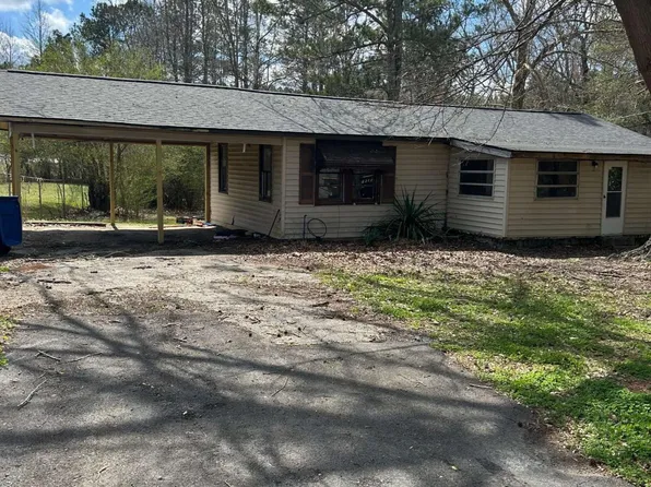 355 Whitfield Dr, Dallas, GA 30132