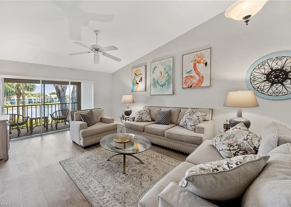 822 Gulf Pavillion Dr #202