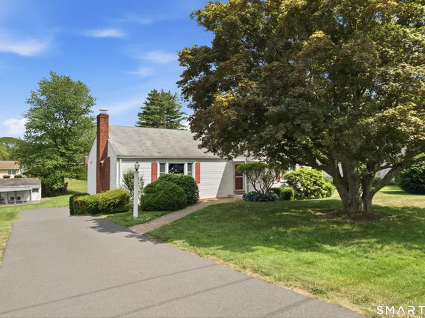 90 Woodland Avenue, Bloomfield, CT 06002