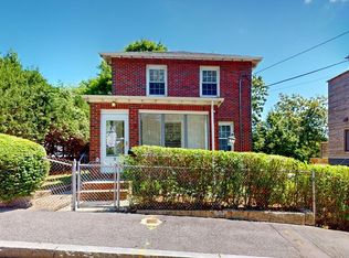 74 Cottage St, Newton, MA 02464