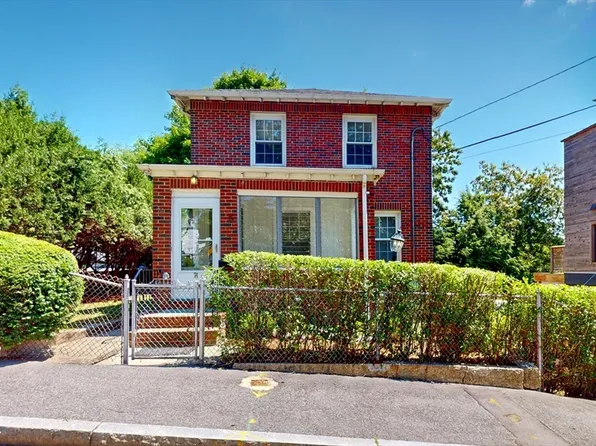 74 Cottage St, Newton, MA 02464