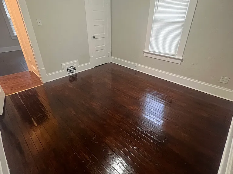 716 Grace Ave — Photo 15