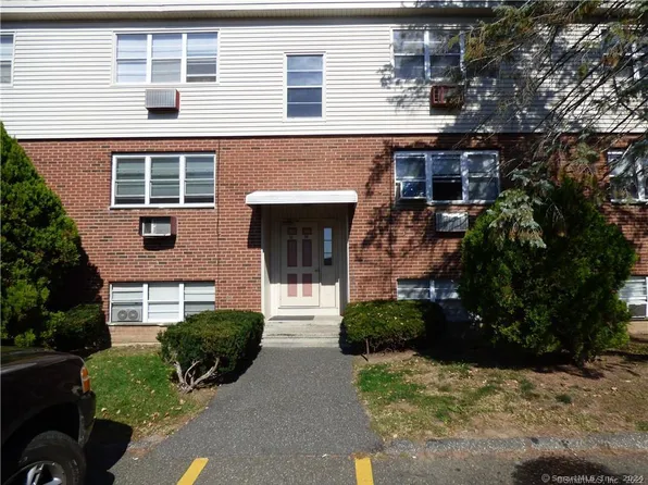 90 Belair Drive #90, New Milford, CT 06776