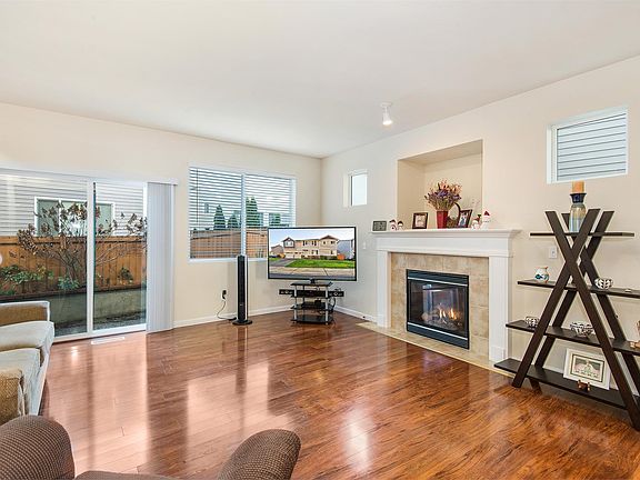 4th image of 1320 SE Koda Cir
