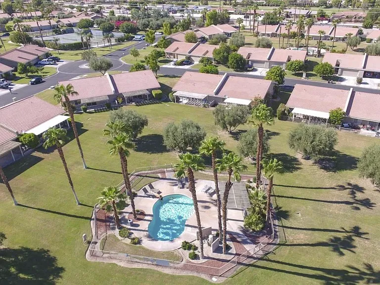 44200 E Sundown Crest Dr — Photo 22