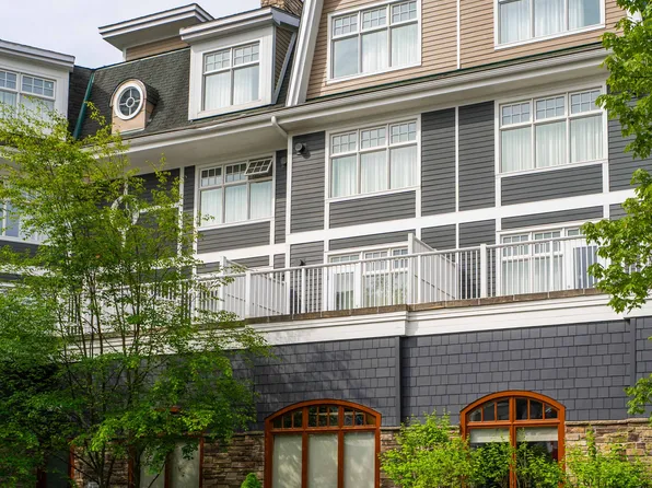 1050 Paignton House Rd #1228, Muskoka Lakes, ON P0B 1J0