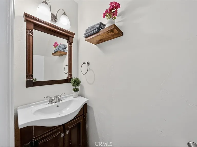 4842 Carmonita Ln — Photo 20