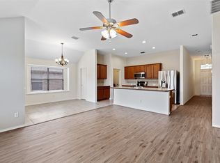 2035 Brook Meadow Dr, Forney, TX 75126