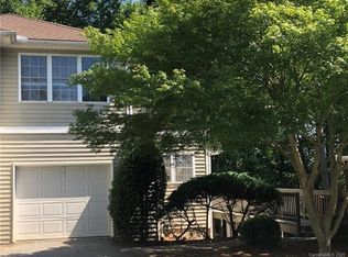 101 Farm Ln #20, Mills River, NC 28759