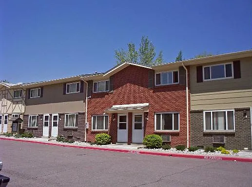 1205 Carr St — Photo 1