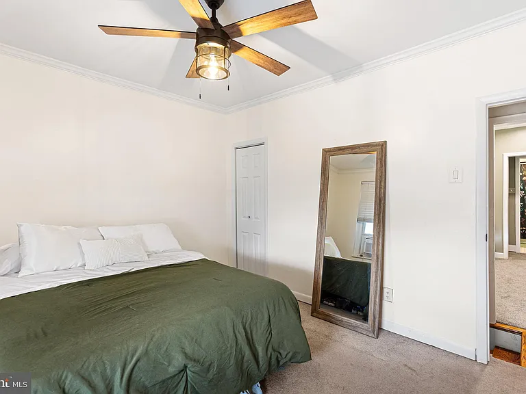 4509 Gaul St — Photo 9
