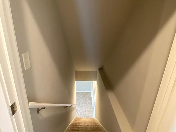 2nd image of 1141 High Pointe Knoll Cir