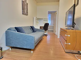 Rented by Apple Realty Group Corp
