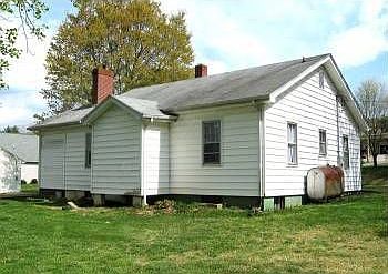 3rd image of 175 Rosehill Dr
