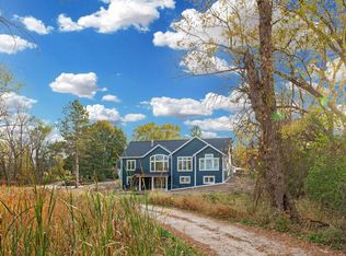 W276N2831 Oak St, Pewaukee, WI 53072