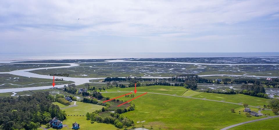 1st image of 22 Seaview St #22