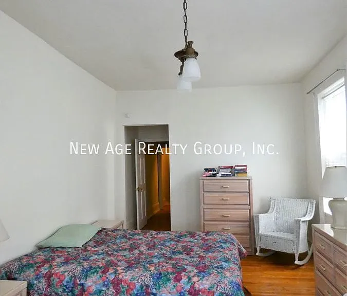 4238 Pine St — Photo 22