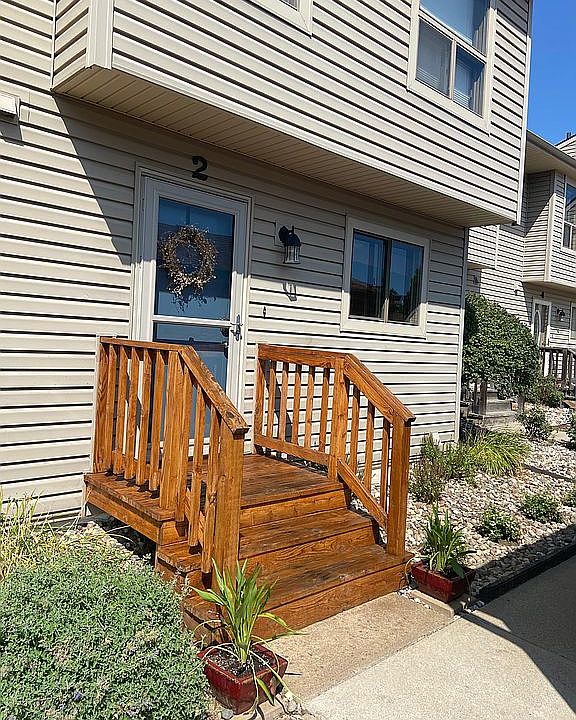 1st image of 2904 S Cedar St APT 2