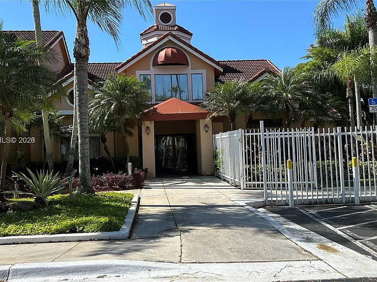 15560 SW 104th Ter #6112 — Photo 13