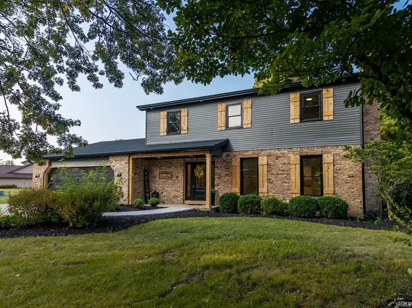 10211 Islepine Dr, Fort Wayne, IN 46835