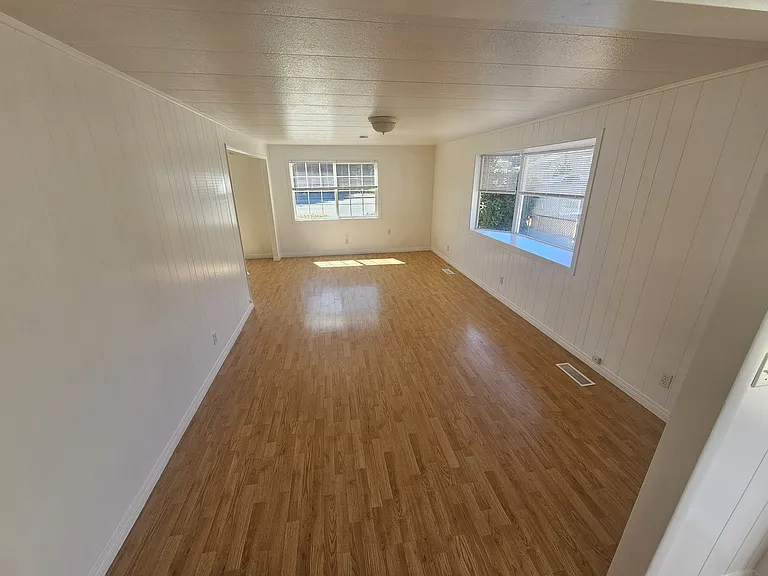 6780 Bonniewood Dr SE — Photo 11