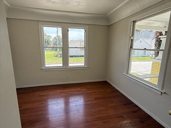 4th image of 2901 N 17th St