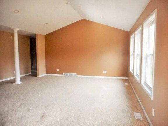5th image of 5498 Merrie Lynn Ct