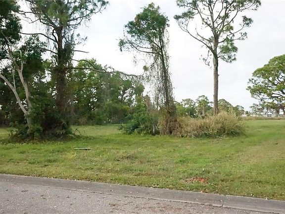 3rd image of 6069 Marsh Point Ln