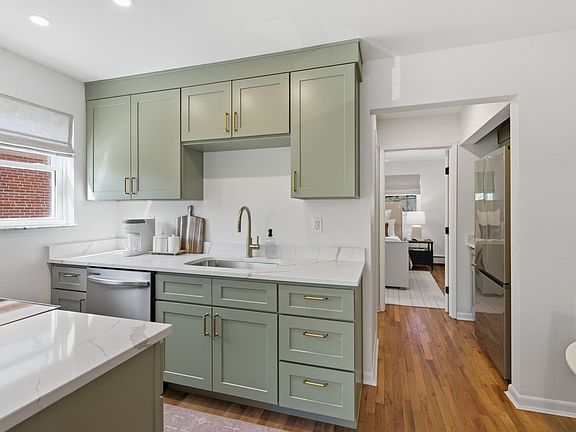 3rd image of 1213 Paxton Ave APT 1