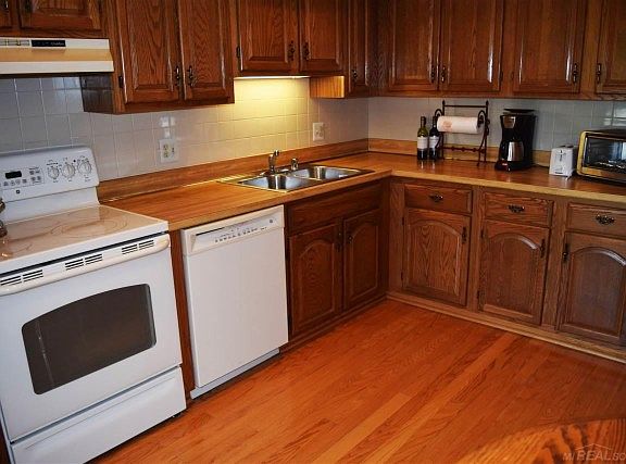 3rd image of 42272 Lochmoor St Unit 55