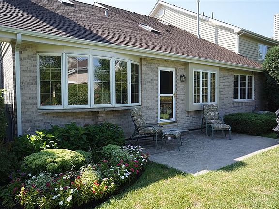 3rd image of 16750 Winterberry Ln